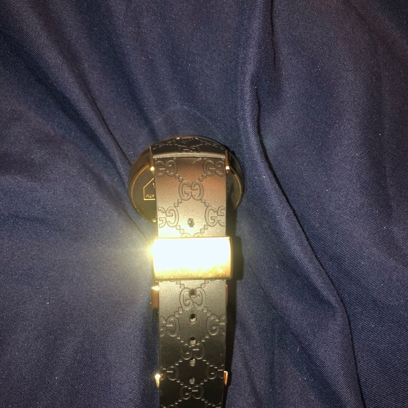 Gold Gucci Digital Watch - Picture 4 of 5